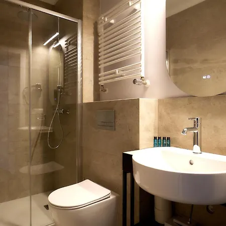 M4 Boutique Hotel 3*