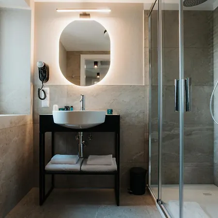 Ξενοδοχείο M4 Boutique 3*