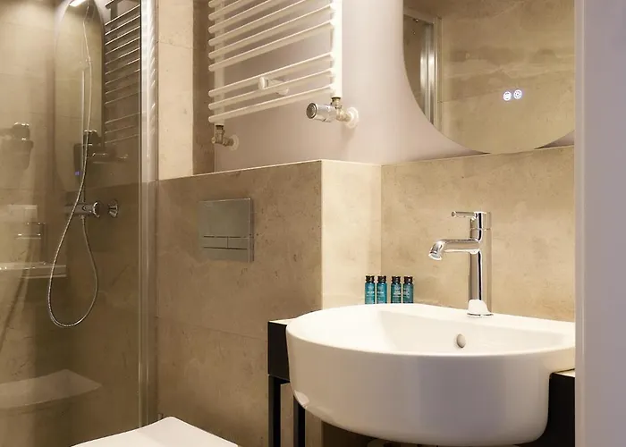 M4 Boutique Hotel 3*